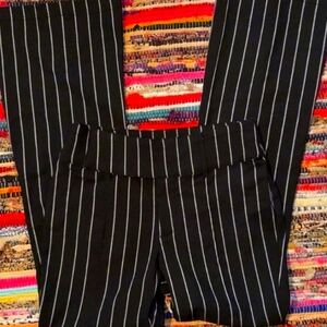 No Boundaries Black and White Striped Pants Slacks Sz 7/9